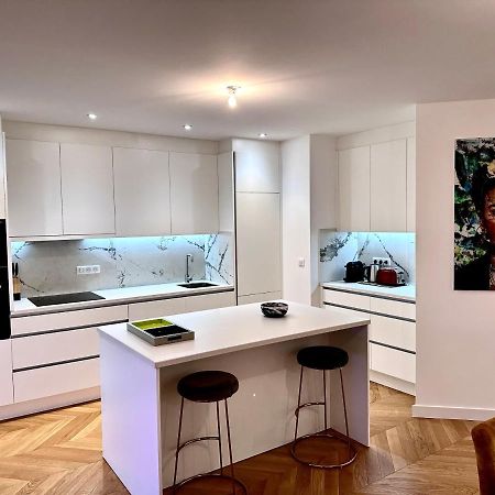 Bel Appartement Avec Parking Au Coeur De Reims Exterior foto