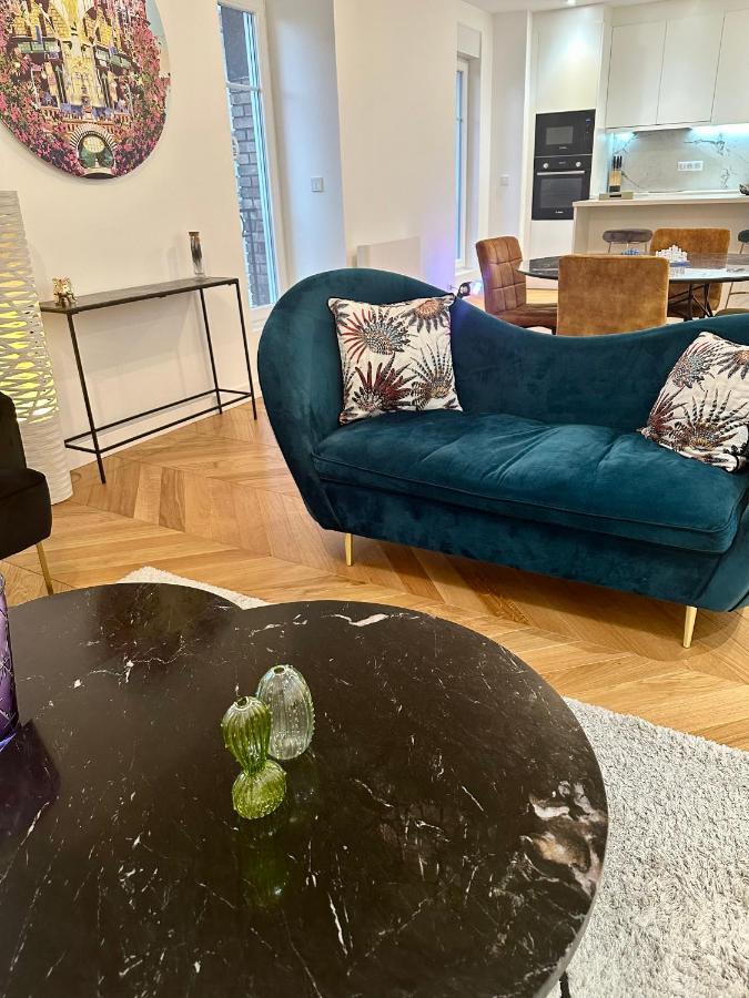 Bel Appartement Avec Parking Au Coeur De Reims Exterior foto